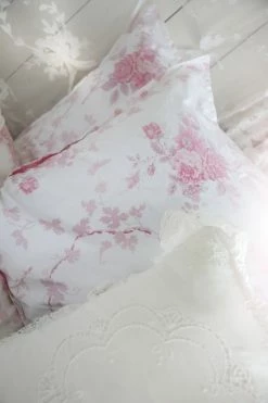 LoveShackFancy La Vie En Rose Duvet Cover & Sham Set
