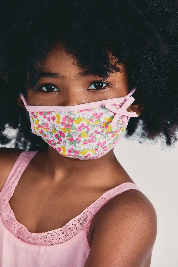 LoveShackFancy Girls Mini Follett Face Mask