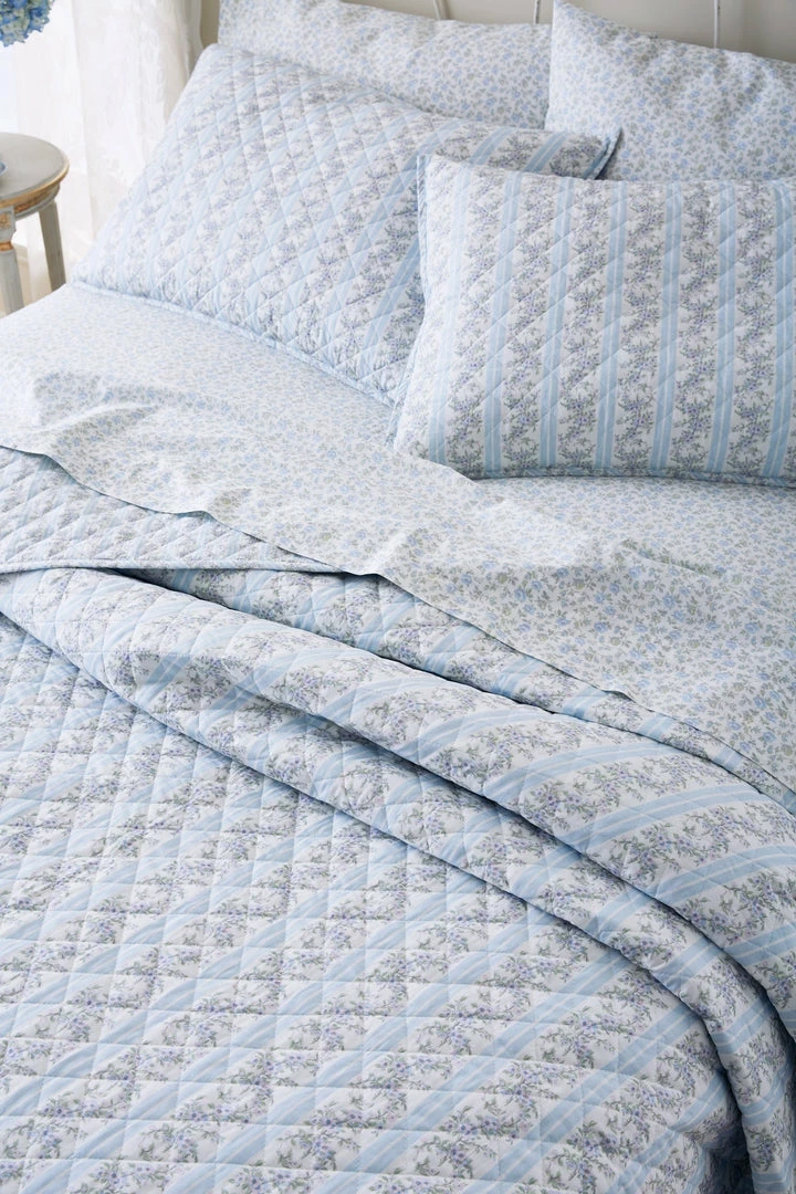 LSF Marigold Wreath Quilt And Sham Set