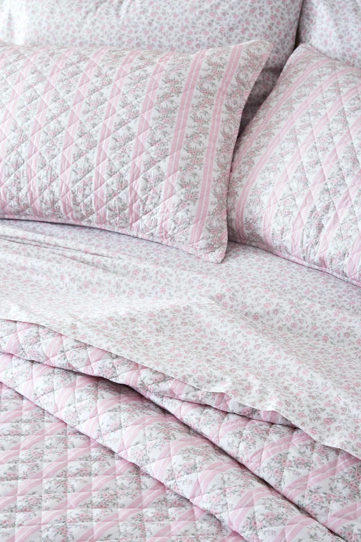 LSF Bedding Marigold Wreath Quilt And Sham Set